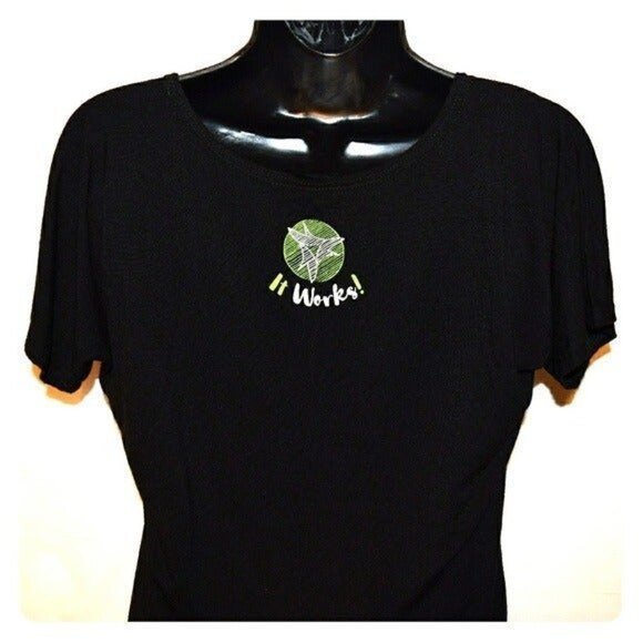It Works Global Wrap Wrap Wrap Wrap Tee Shirt - Picture 2 of 7
